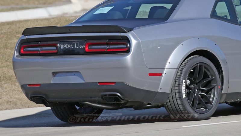 dodge-challenger-demon-spy-shots-crankshaft (11)