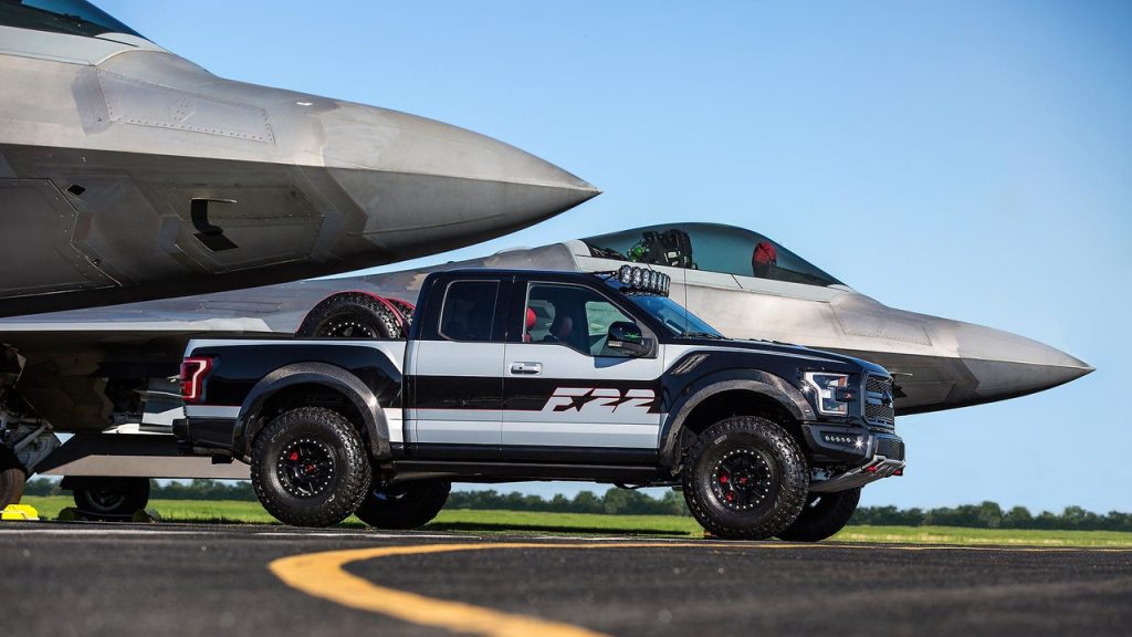 f-22-raptor-ford-raptor (3)