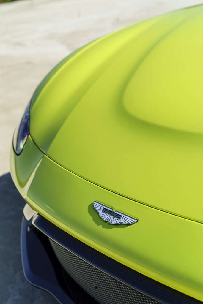 Aston_Martin_VantageLime_Essence13-jpg